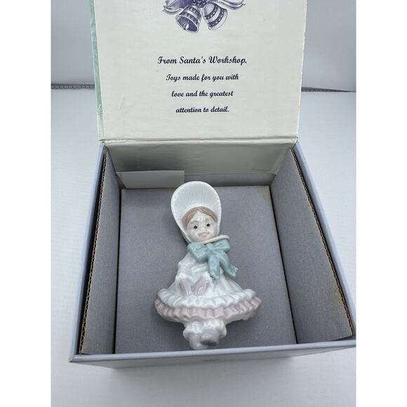 Vintage LLADRO #06263 Porcelain " Little Doll" Ornament 1995 Boxed Retired - Picture 1 of 10